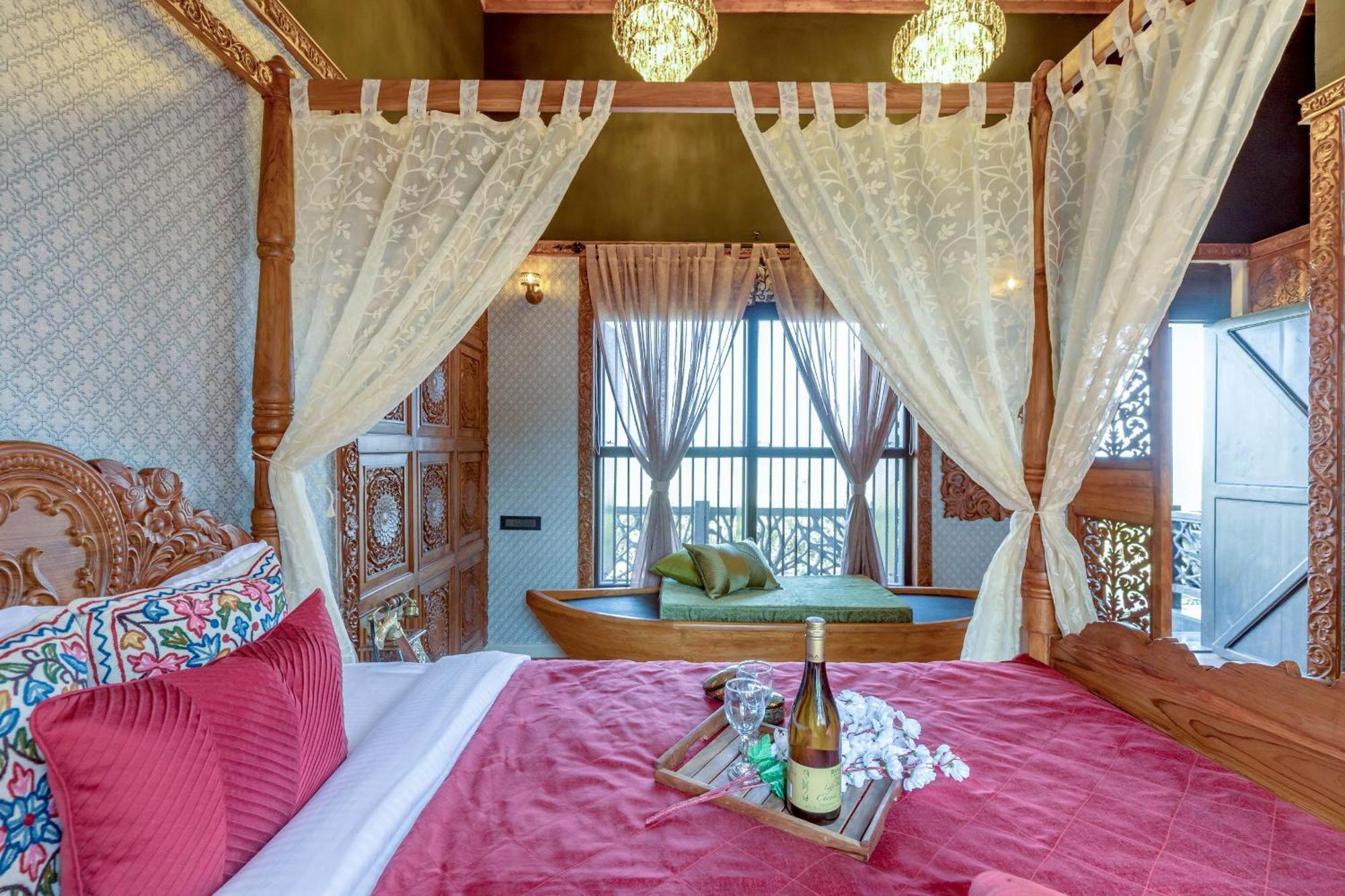 Dio Regaalo Theme Resort, Ratnagiri Exterior photo
